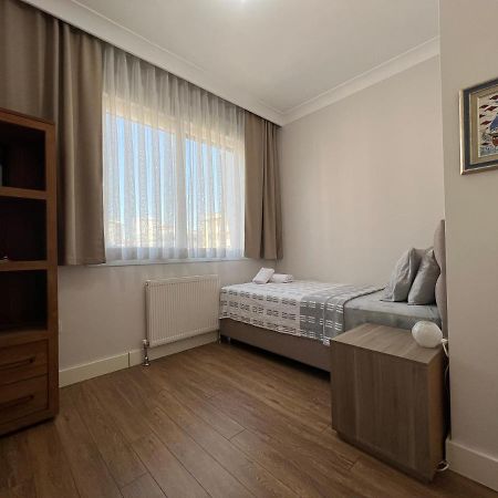 Sweet Erenkoy Apartment Istanbul Bagian luar foto