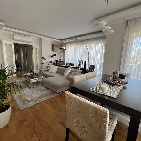 Sweet Erenkoy Apartment Istanbul Bagian luar foto
